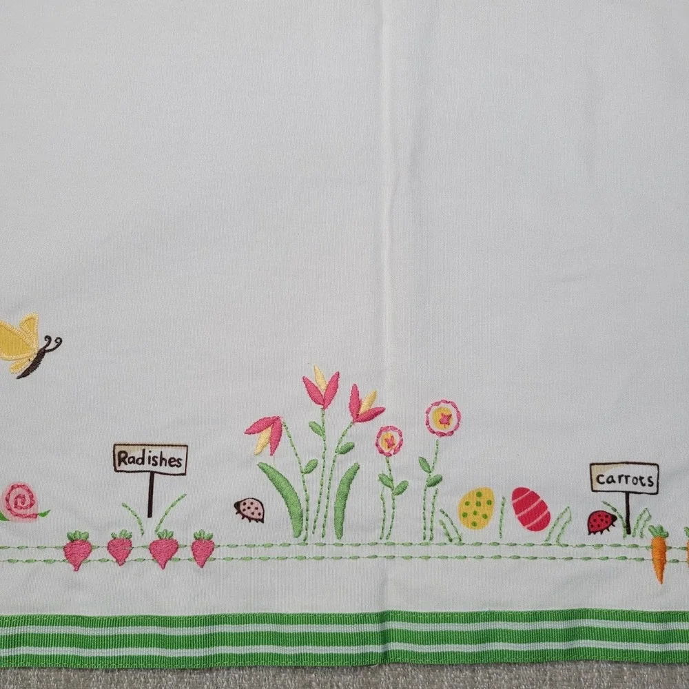 Williams Sonoma 2 Easter Garden Napkins & 1 Placemat Carrot‎ Bunny Embroidered